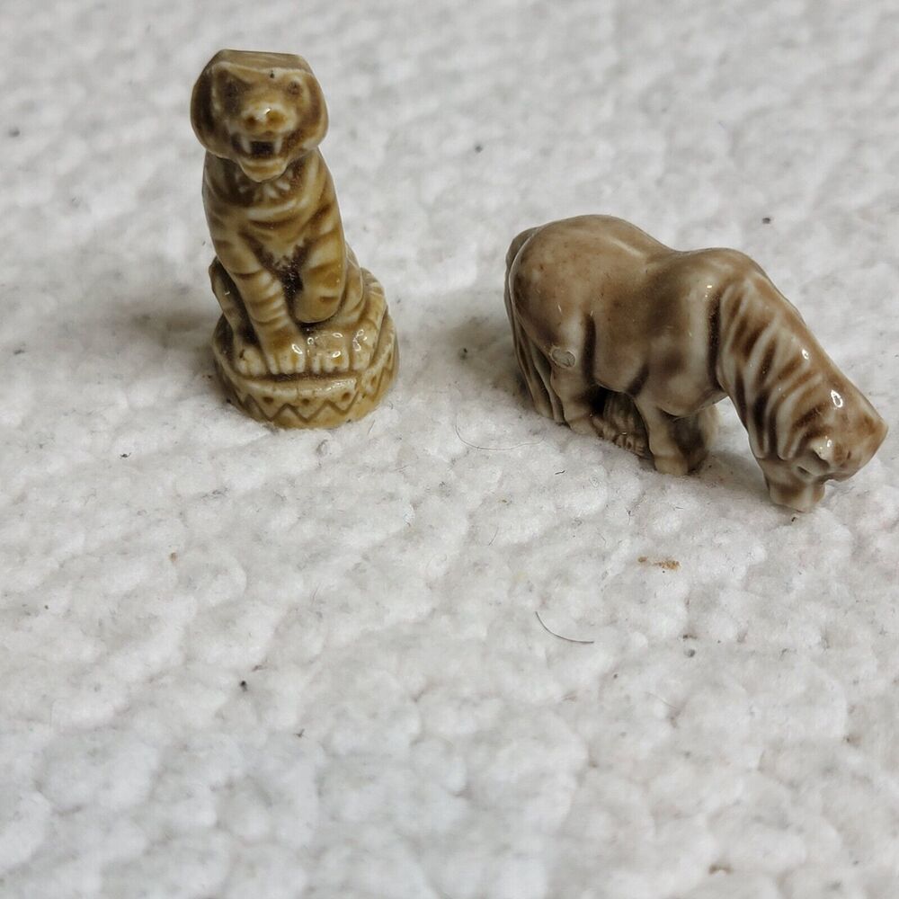 VTG WADE of England LOT Of 5 WHIMSIES Red Rose Tea Figurines Bear Giraffe Horse - Picture 2 of 12